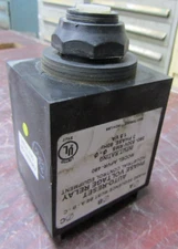 😃INSTRUMENT TRANSFORMERS 380-530 VOLT AC PHASE VOLTAGE RELAY 1.5 VA 3Ø APVR-480