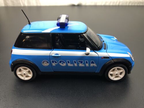 Welly BMW Mini Cooper S Polizia Police Blue & White 1:24 Scale Diecast Loose - Picture 6 of 8