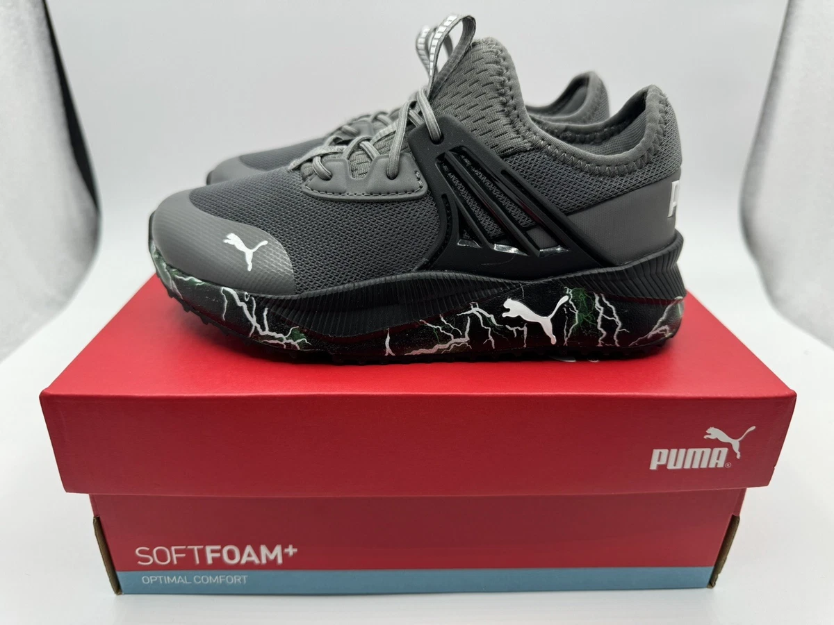 Stylish all deals black sneakers