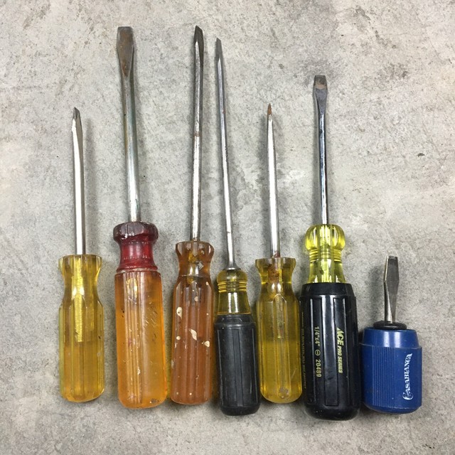 VTG SCREWDRIVERS LOT Casablanca Ace Hardware Clear Slotted Flat Head