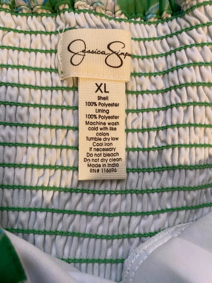 Jessica Simpson XL Dress Green Floral Long Sleeve Tiered Smocked Keyhole Back - Image 3 of 4