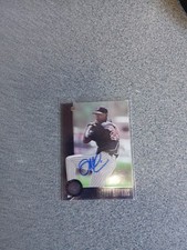 latroy hawkins Signed In Person 1996 Leaf Twins Card A16