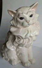 Kay Finch Sitting Persian Ceramic Cat - 10 1/2 inches tall in size.
