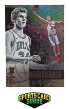 2017-18 Panini Essentials #159 Lauri Markkanen ROOKIE CARD. rookie card picture