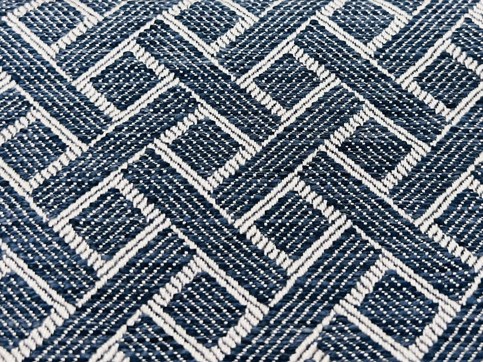 Tela Le Jofa Geométrica Tejido de Cesta Uphol Tejido Maldon Azul Marino 4,75 yd 2020102,50 Foto 2 de 4