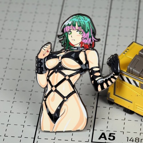One Punch-Man Fubuki Sexy Glow-in-the-Dark Hard enamel Metal Pin Badge Gift - Picture 3 of 5