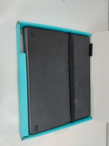 Logitech Universal Folio iPad or Tablet Case with Wireless Bluetooth Keyboard - Picture 4 of 5