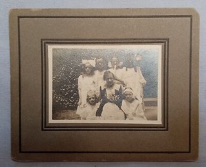 VINTAGE CABINET CARD 6 GIRLS AND WOMAN BATH MAINE