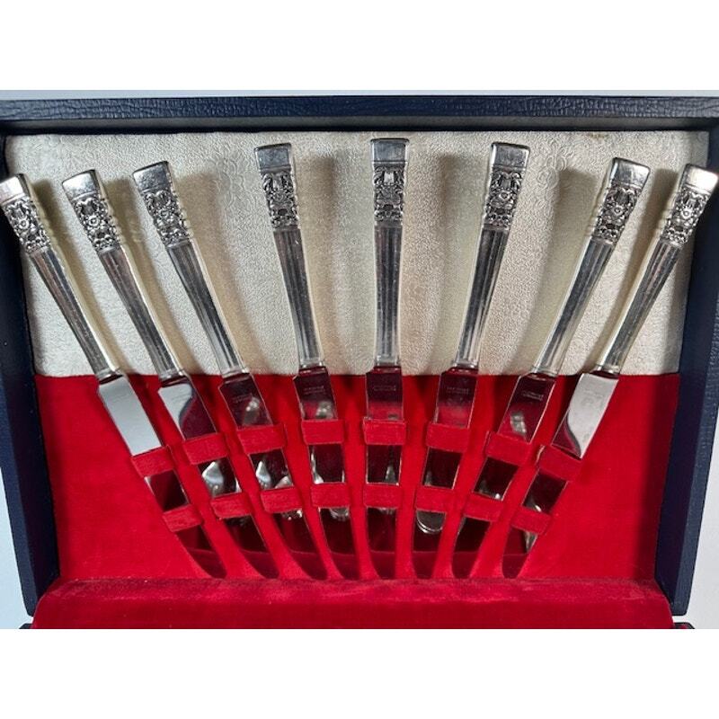 34 pc set Community Coronation Silverplate Flatware w/Chest eBay