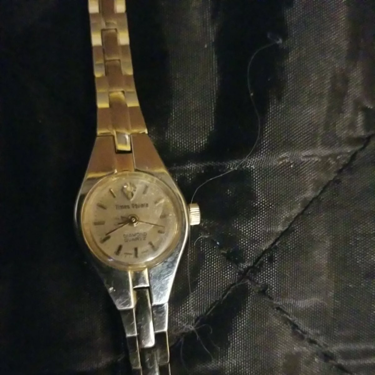 Times square online diamond quartz watch