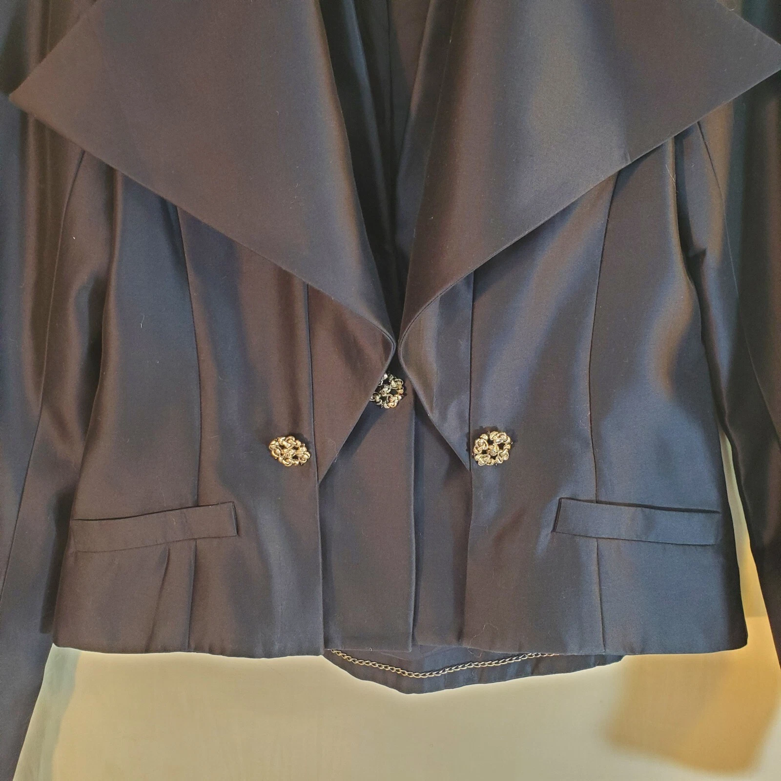 $5150 CHANEL 2014 Cruise Collection tuta donna 34 blu navy giacca logo CC usata in ottime condizioni