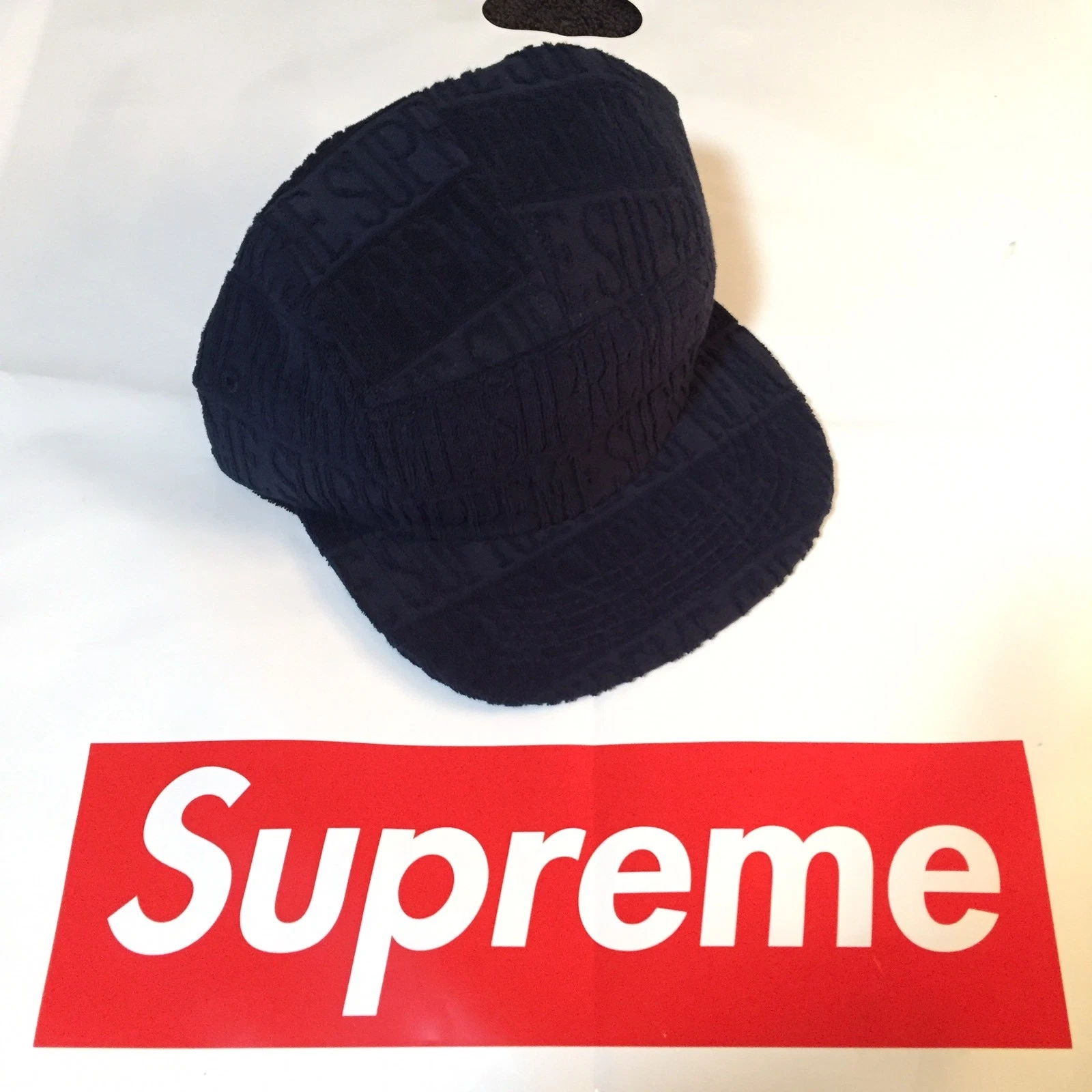 CASQUETTE DE CAMP À BANDE TEXTE SUPRÊME (BLEU MARINE) SS17 BOÎTE NOUVELLE ÈRE LOGO BEANIE TEE