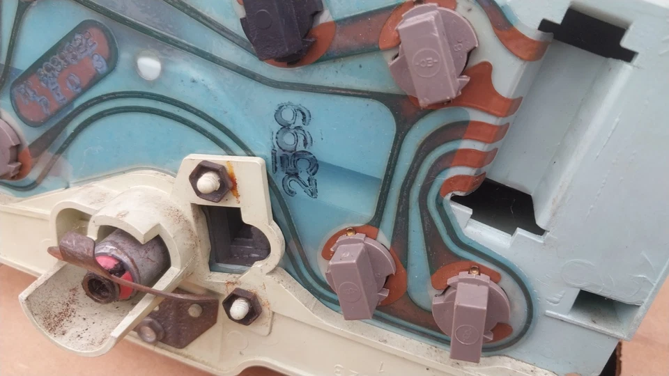 Conjunto de cuadro de instrumentos velocímetro Cadillac Deville/Fleetwood 1977-1979 Foto 4 de 4