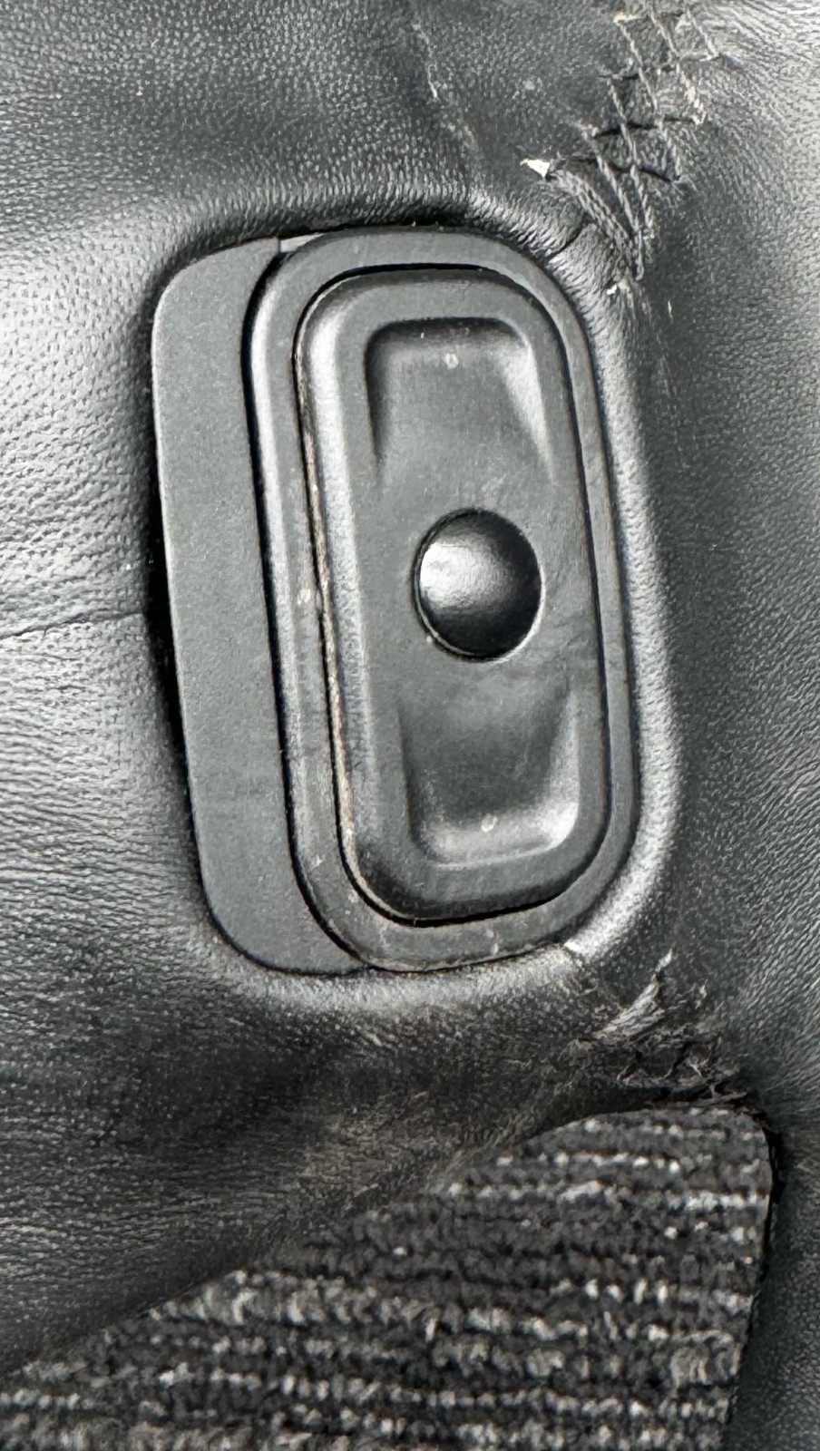 New OE 2014-2019 Maserati Quattroporte Black Leather Steering Wheel 670044619