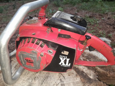 #ad Homelite Super XL Automatic 58cc Vintage Chainsaw for parts $45.00