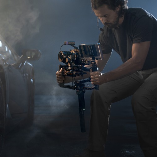 DJI RS 4 Pro Enhanced 3-Axis Gimbal Stabilizer with Extended Battery & Dual Moto - Picture 9 of 9