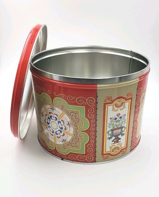 2012 Nyakers Pepparkakor Swedish Gingersnaps Large Empty Christmas Tin