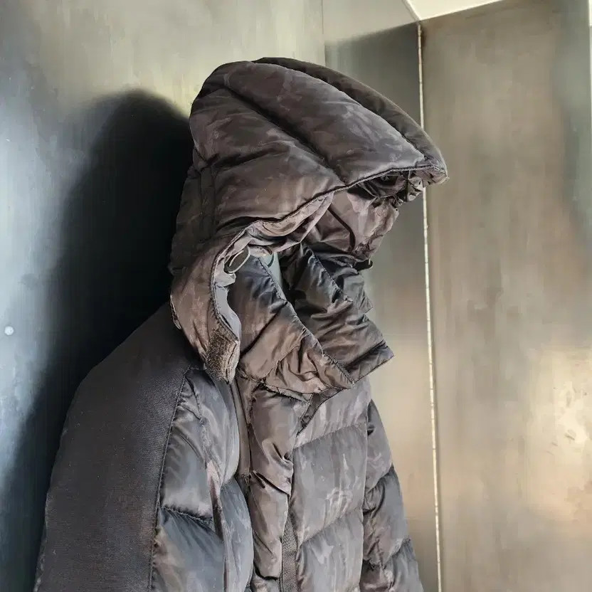 Prada Authentic Triangular Logo Down Puffer Jacke… - image 4