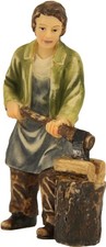 Krippenfigur Holzarbeiter mit Hackstock