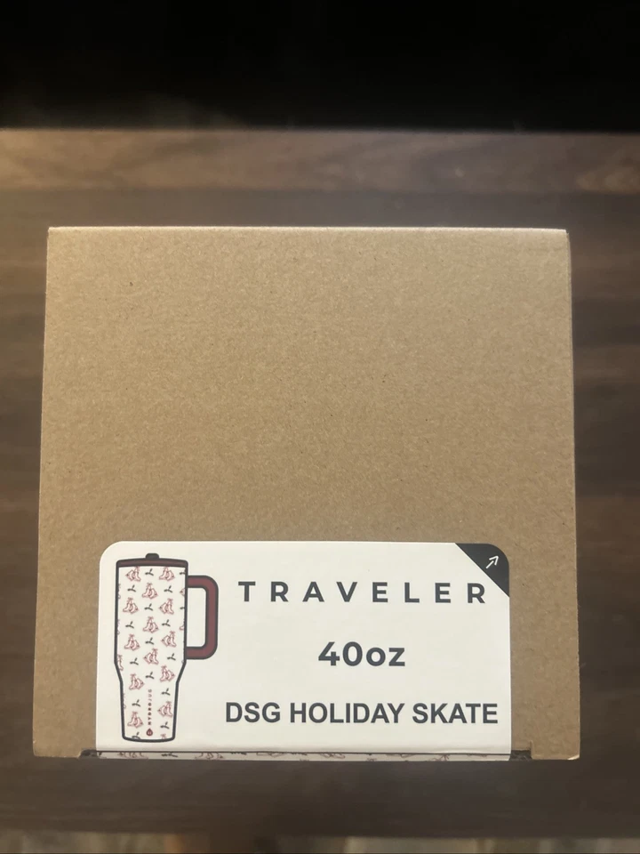 NOVO 2025 HydroJug DSG Holiday Skate 40 oz Traveler Edição Limitada - NÃO ABERTO - Imagem 2 de 3