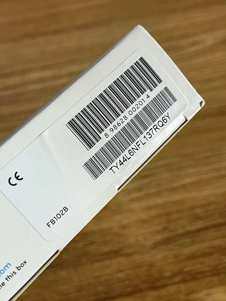 Fitbit Ultra FB102B Blue Wireless Activity + Sleep Tracker - Brand New Sealed - Image 3 of 4