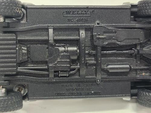 Welly HUMMER H3 Diecast car 1:34-1:39 - Picture 9 of 10