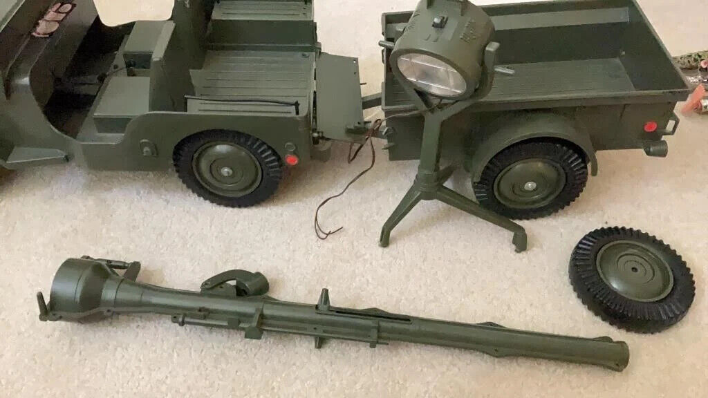 VINTAGE 1964 ORIGINAL GI JOE JEEP 7000 w/TRAILER/SEARCH VINTAGE 1964 ORIGINAL GI JOE JEEP 7000 w/TRAILER/SEARCH