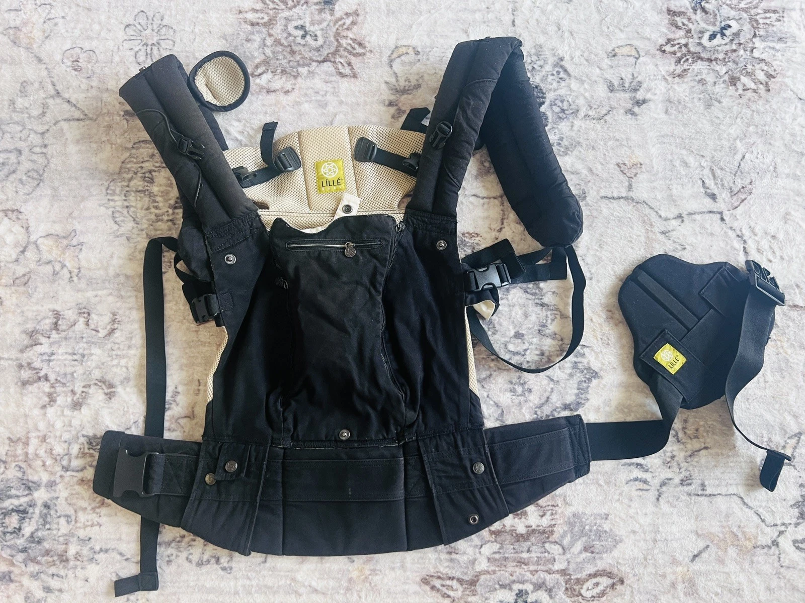 Lillebaby Complete 6-in-1 All Seasons Mesh Baby Carrier Black Beige
