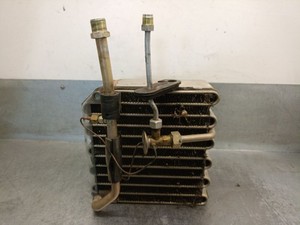 272707F400 VERDAMPFER DER KLIMAANLAGE / 272707F400 / 5389524 FÜR NISSAN TERRANO