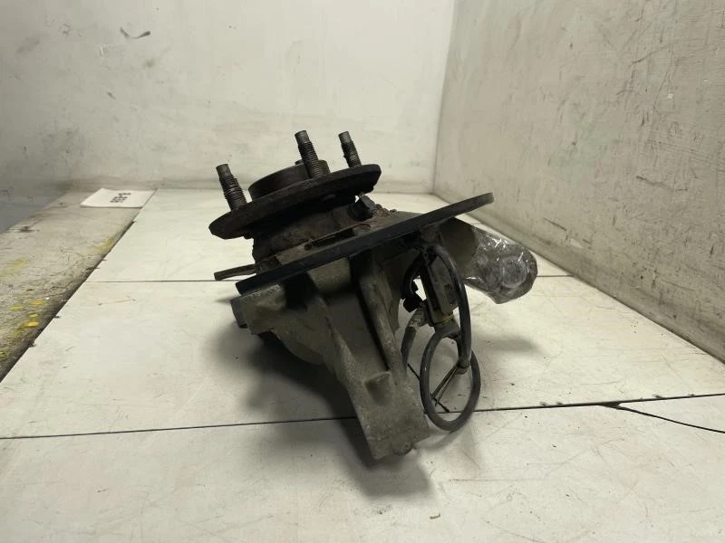 Chevrolet Equinox LT 2008 eje delantero derecho nudillo con buje de rueda y cable OEM+ Foto 3 de 4