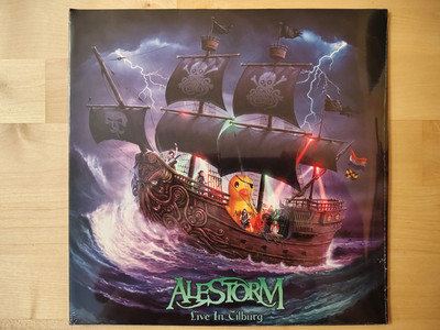 NEU / OVP / Ungespielt: Double Black Vinyl + DVD: Alestorm - Live In Tilburg