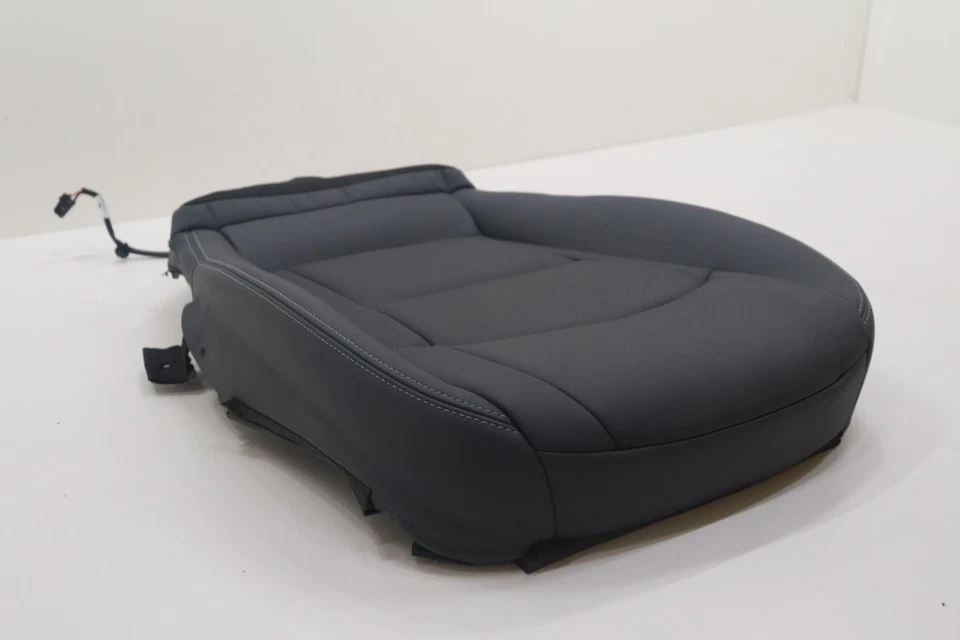 2022 - 2024 BUICK ENCLAVE FRONT RIGHT SIDE SEAT LOWER CUSHION COVER OEM GRAY_HKE - Image 2 of 4