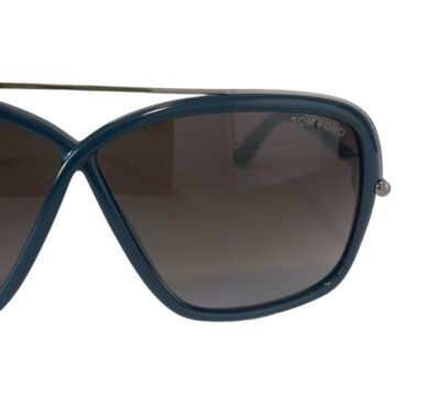 Tom Ford Women display picture 3