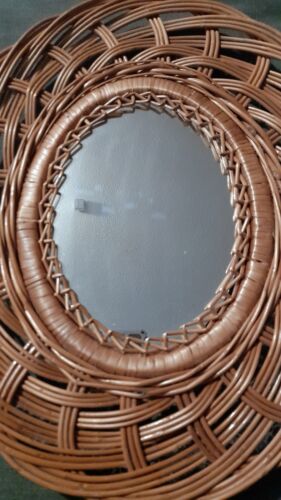 Vintage Woven Wicker Oval Shape Mirror Mid-Century - Picture 6 of 7