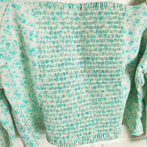 Levi's Women's Puff 3/4 Sleeve Cropped Blouse Electric Green Floral Size Medium - Picture 15 of 23