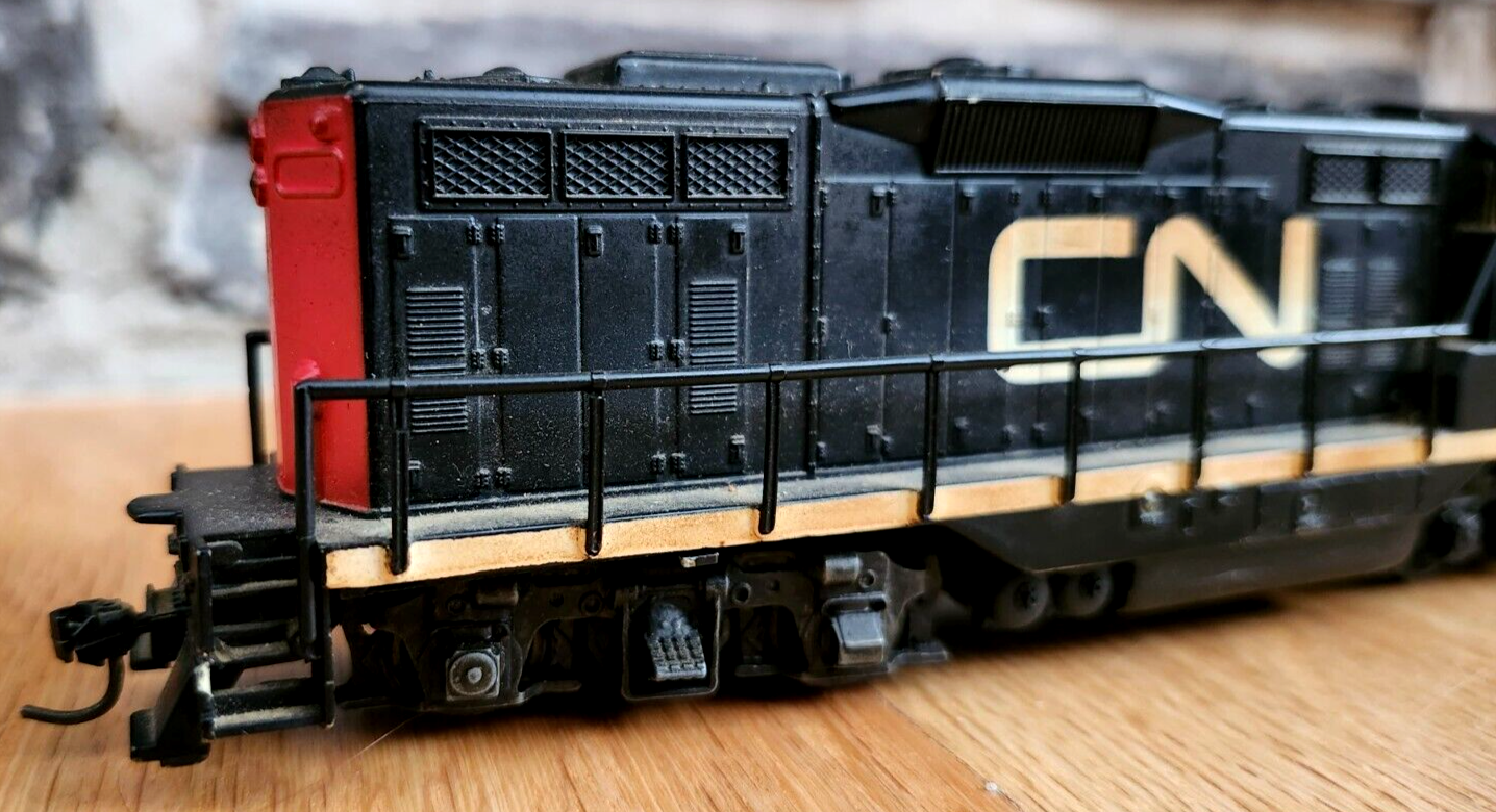 HO Scale T12013 Diesel Canadian National CN Model Train