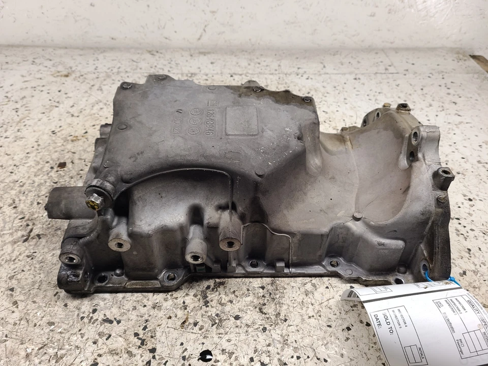 Buick Enclave Engine Oil Pan AWD OEM 2014 Foto 4 de 4