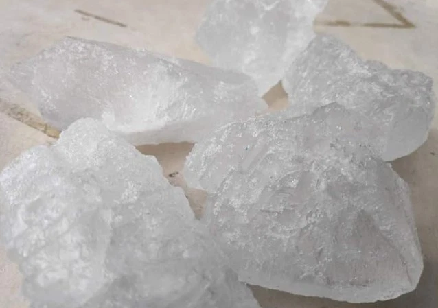 Cristales de piedra de aluminio natural mineral puro paquete de 8 oz x 4 Foto 2 de 2