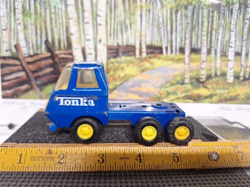 Vintage blaue Tonka Sattelzugmaschinen #55010 Metall 6 Räder Spielzeug Sammlerstücke  - Bild 1 von 7