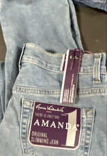 Gloria Vanderbilt Amanda Slimming Jeans; Tapered Leg; Size 6 Average; NWT