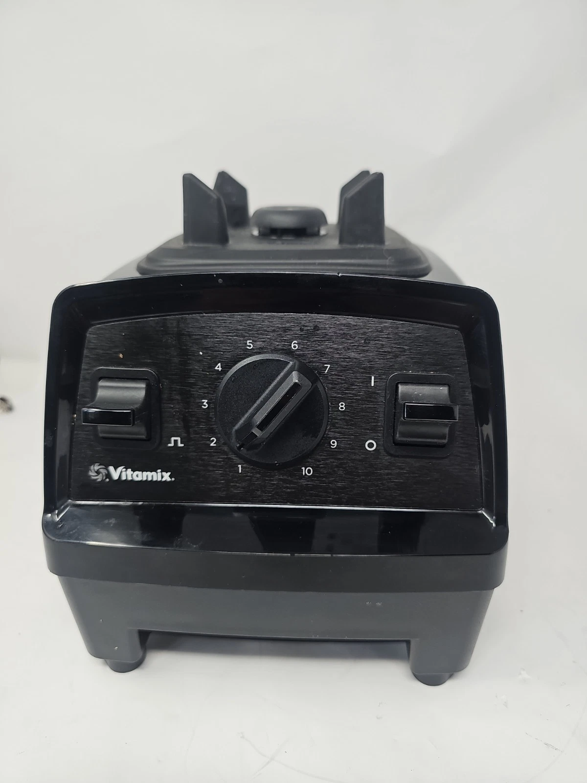 Vitamix VM0197 Blender Base Only Black EUC 10-Speed Dial Control Durable