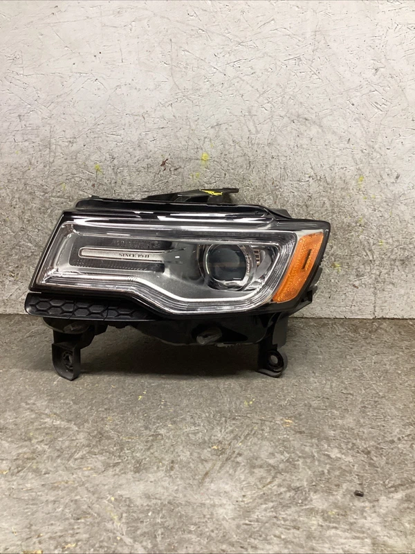 2014 2015 JEEP GRAND CHEROKEE LEFT LH DRIVER SIDE HEADLIGHT OEM LIMITED OVERLAND