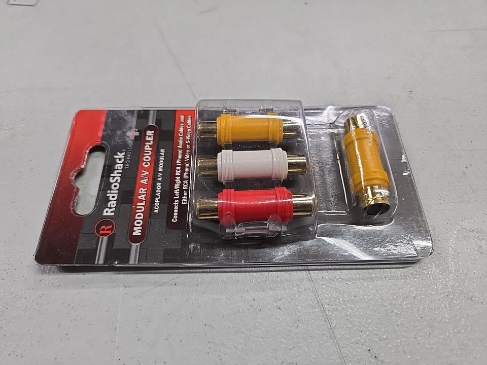 RadioShack 274-008 Modular A/V Coupler-RCA Phono or S-Video Cable Connector - Image 3 of 4