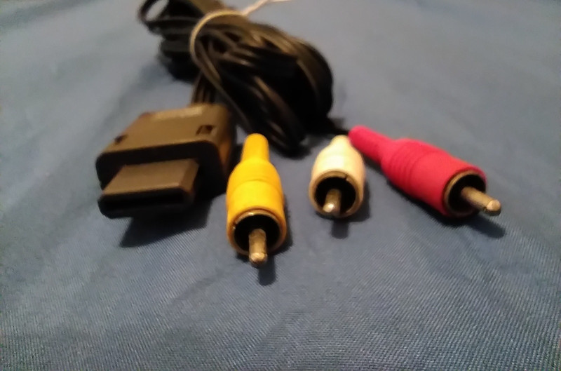 OEM SUPER NINTENDO AUDIO VIDEO MULTIOUT CABLE=FOR PARTS NOT WORKING