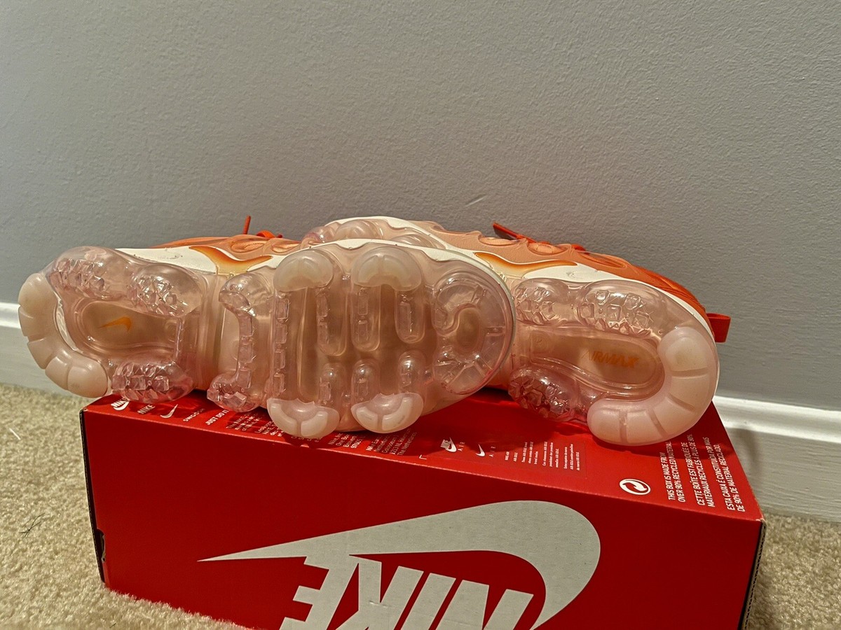 Nike Air Vapormax Plus Womens Sz 7 -5.5Y Shoes DQ8588 800