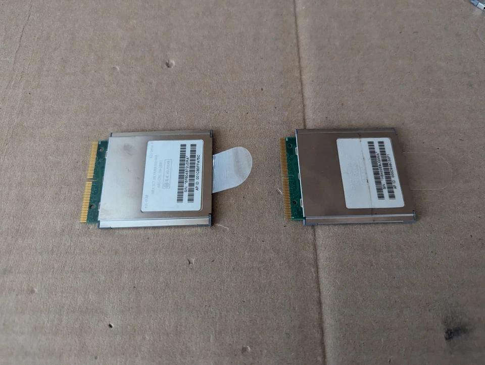 LOT OF 2 APPLE A1026 AIRPORT EXTREME CARD ZZ8-3(5) - Image 2 of 4