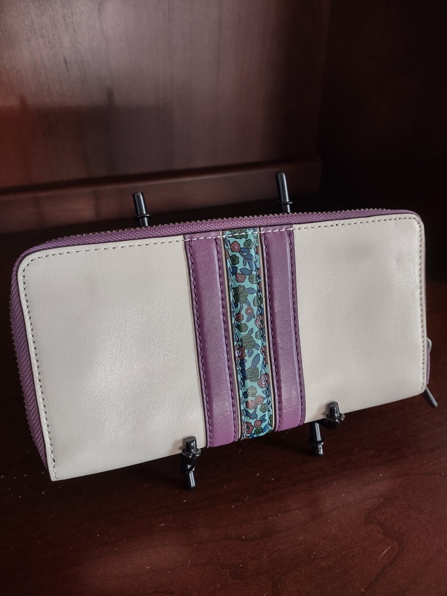 COACH 59561 Accordion ZIP WALLET Solid Chalk LEATHER Varsity
