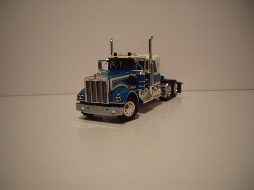 DCP FIRST GEAR 1/64 ICE COLD KENWORTH W900A Z PODKŁADKĄ 36''    - Zdjęcie 1 z 4