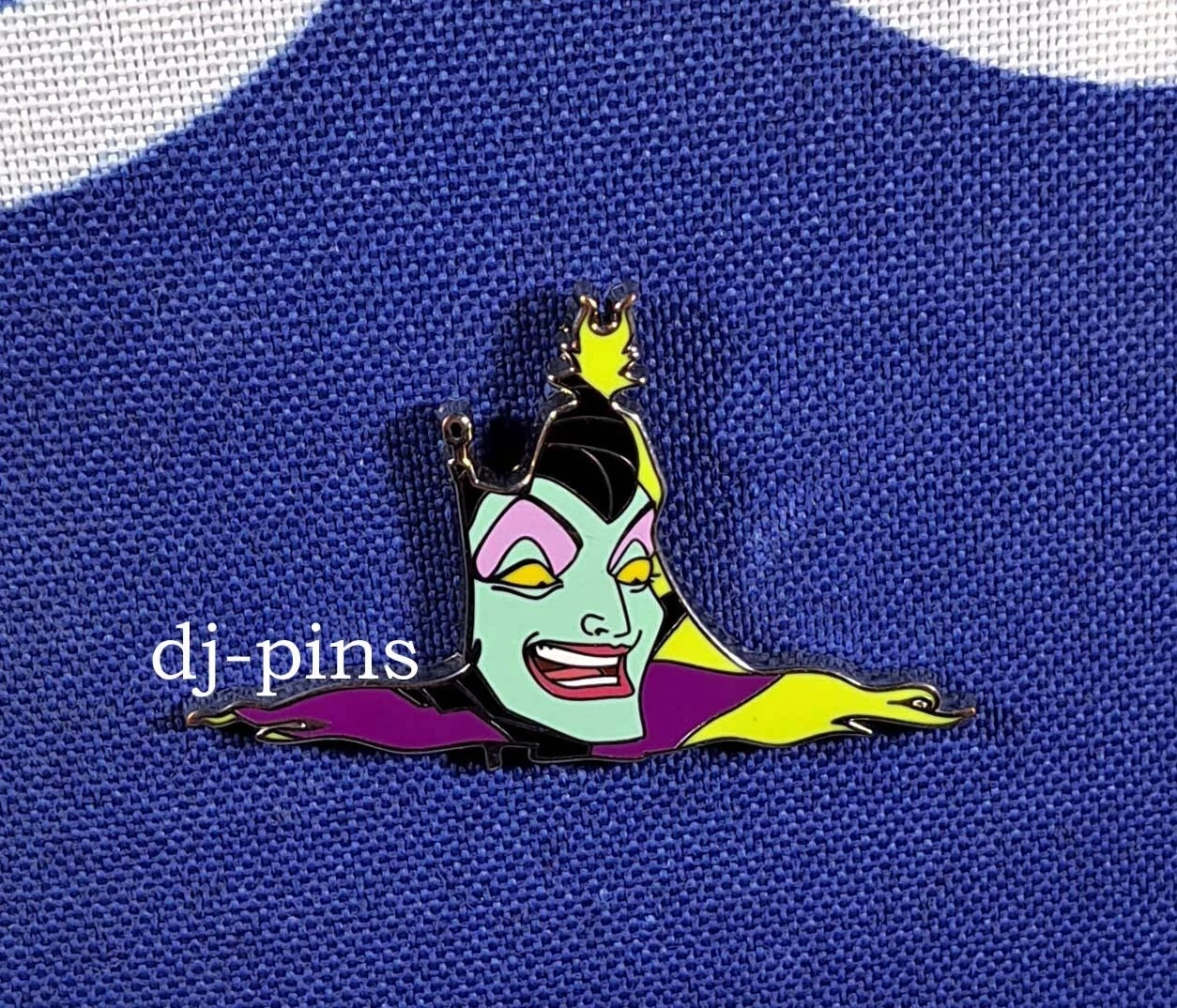 2018 Disney Villains Maleficent Sleeping Beauty Starter Pin 132326 F1