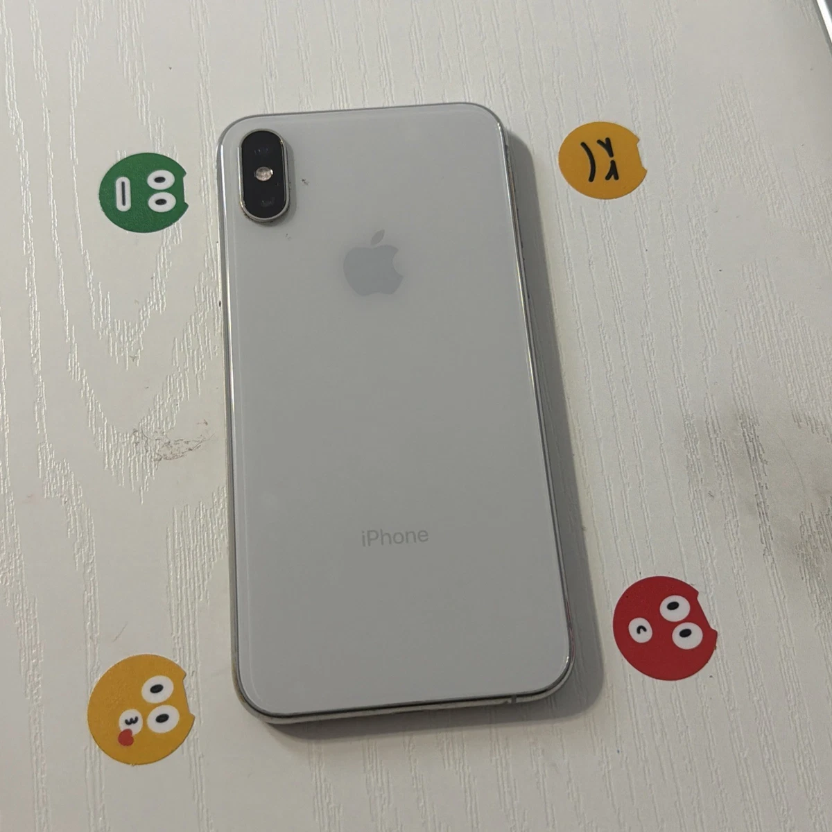 Apple iPhone XS 64GB Just Listed 2026
